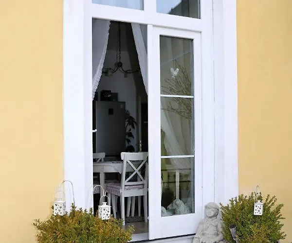 Luxusni S Empirovymi Freskami V Centru Caslavi Lägenhet *