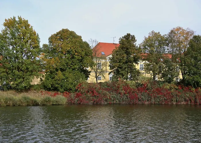 Lägenhet Luxusni S Empirovymi Freskami V Centru Caslavi